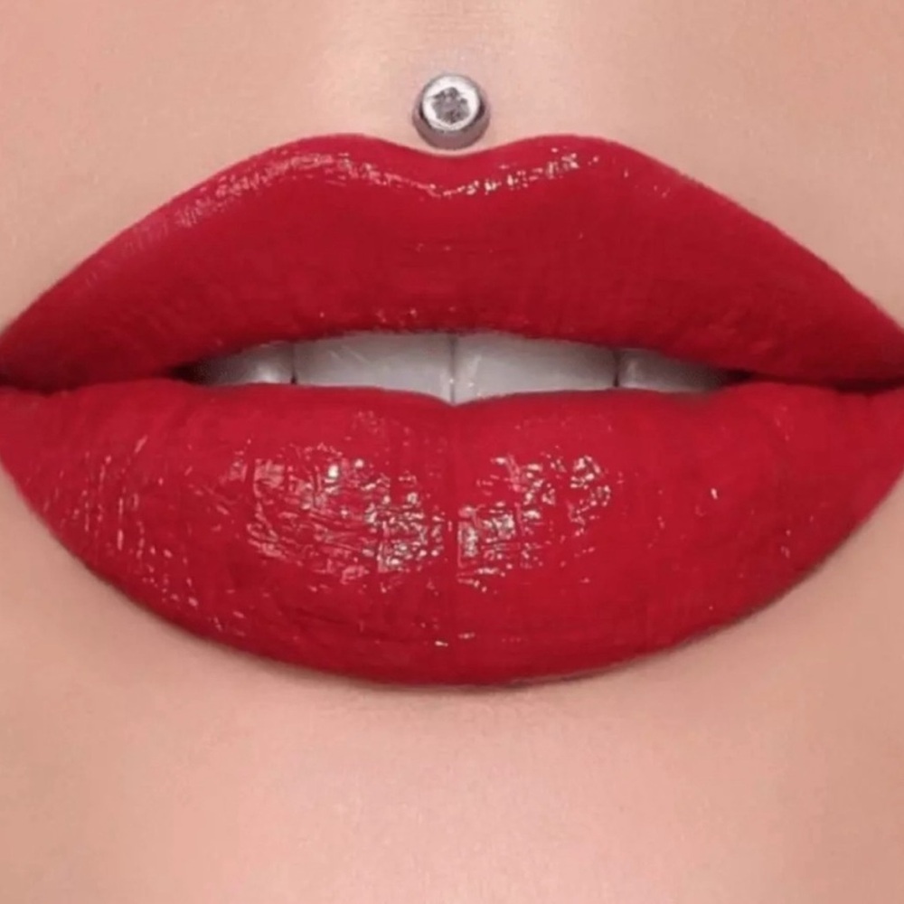 Jeffree Star Supreme Gloss Blood Sugar